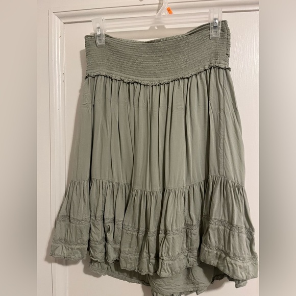 Beautiful aritizia strapless dress - Picture 1 of 3